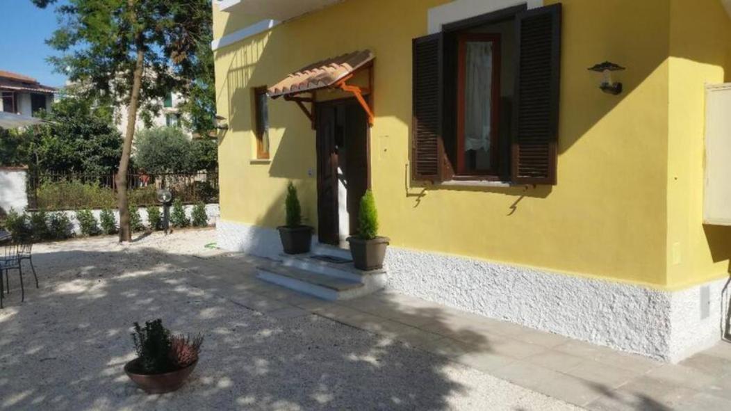 Villalamberta Rome Exterior photo